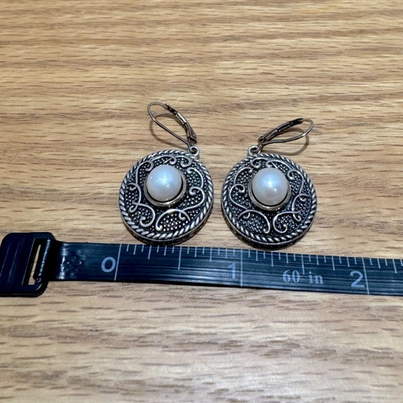 Silver and Pearl Earrings Sterling silver posts - Picture 4 of 5